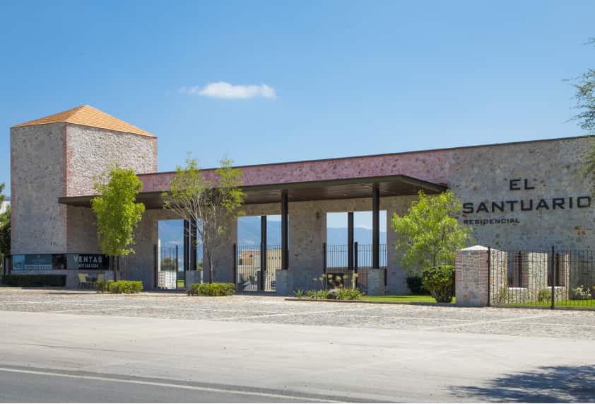  - Santuario